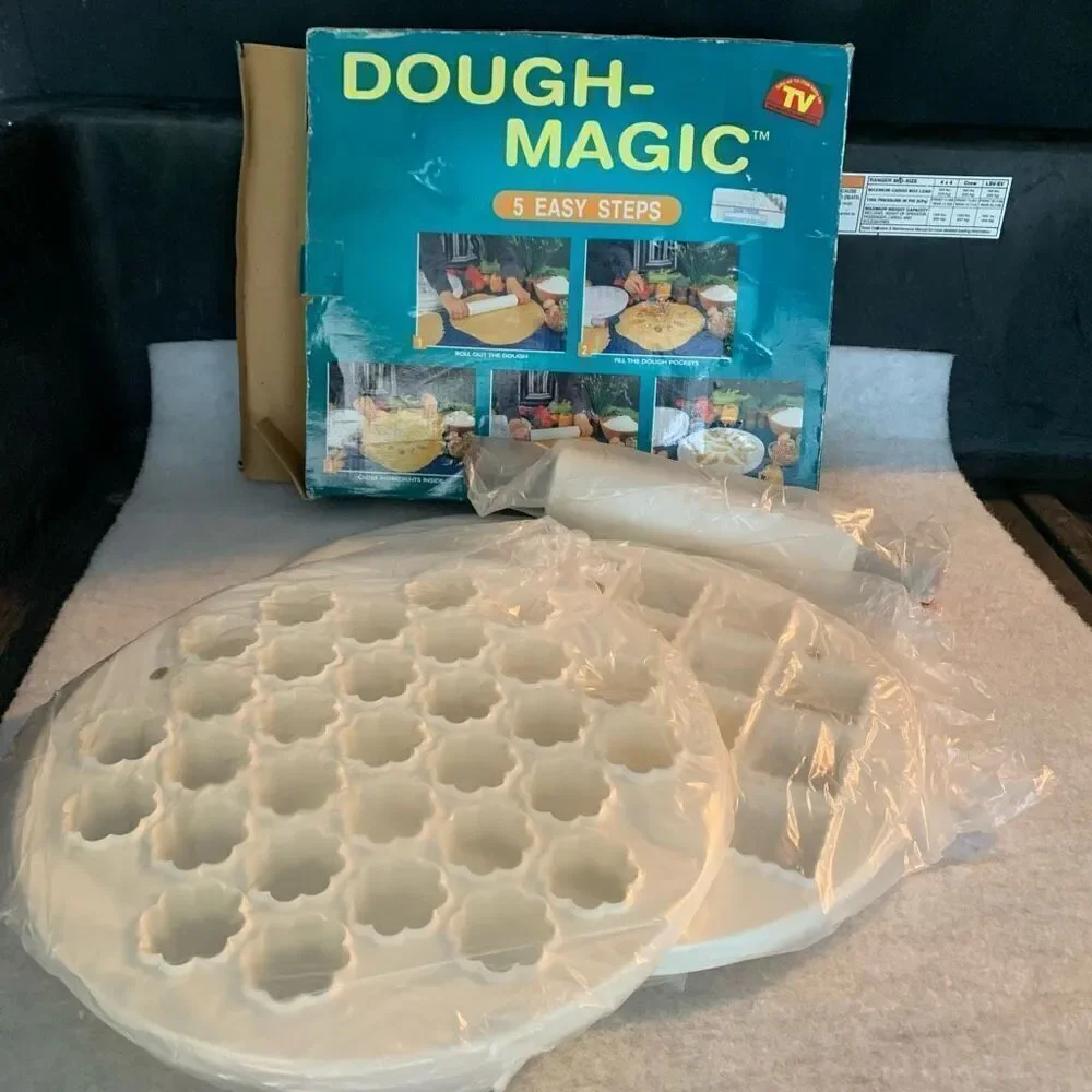 Dough-Magic Corning Baking Sheet Set-New Open Box